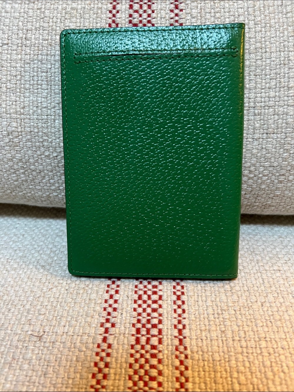Kate Spade Emerald Green Leather Passport Holder with Gold Plaque - Picture 2 of 3
